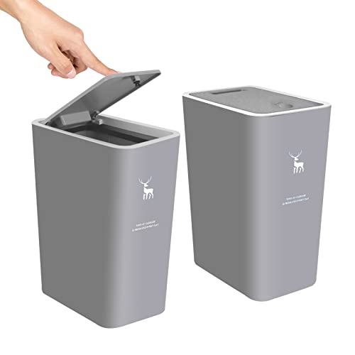 2 Pack 4 Gallons Plastic Trash Can with Lid Z848633